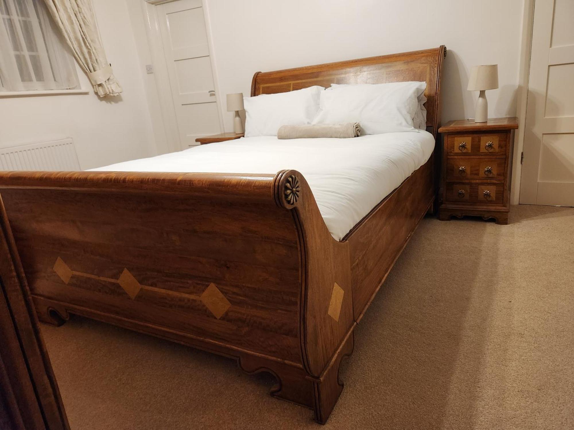 Elmdon House With 4 Spacious Bedrooms To Choose Birmingham Exterior foto